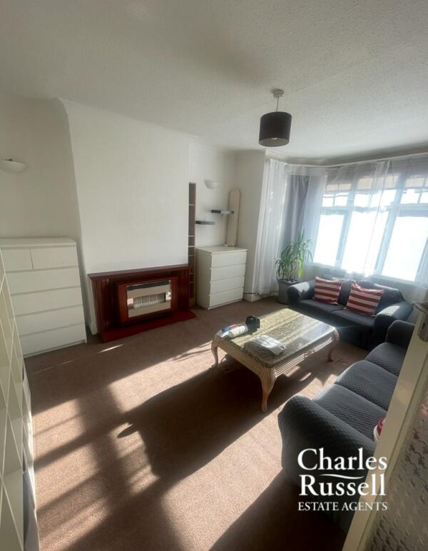 Two Bed Top-Floor Maisonette, North Harrow, HA2