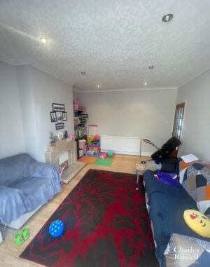 3-Bed Semi Detached House, Colindale, NW9