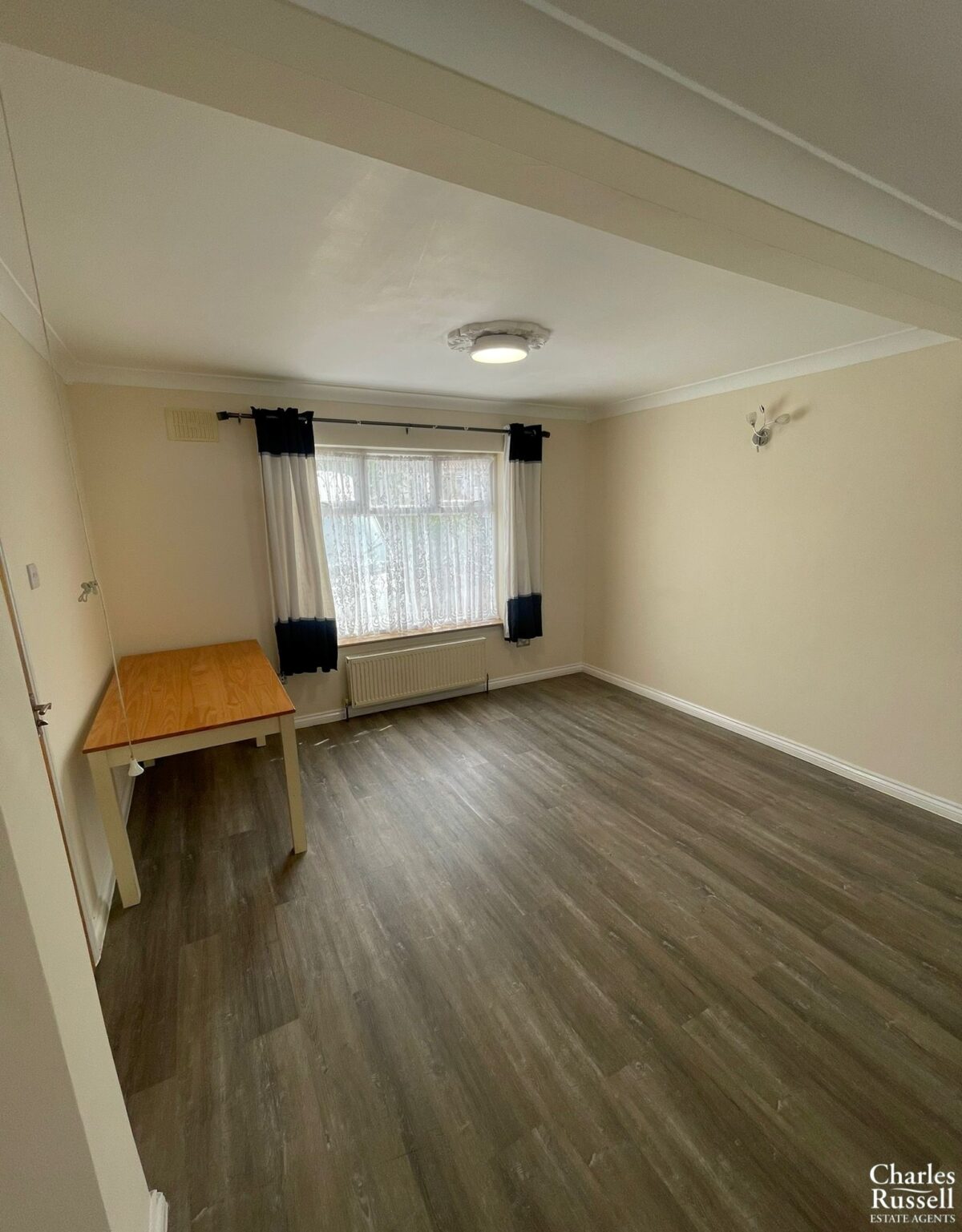 3 Bed Semi-Detached House, Harrow Weald, HA3