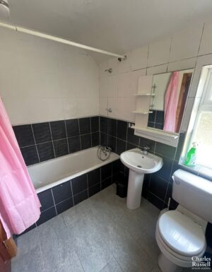 3 Bed Semi-Detached House, Harrow Weald, HA3