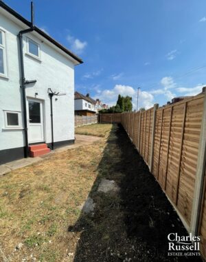 3-Bed Semi Detached House, Edgware, HA8